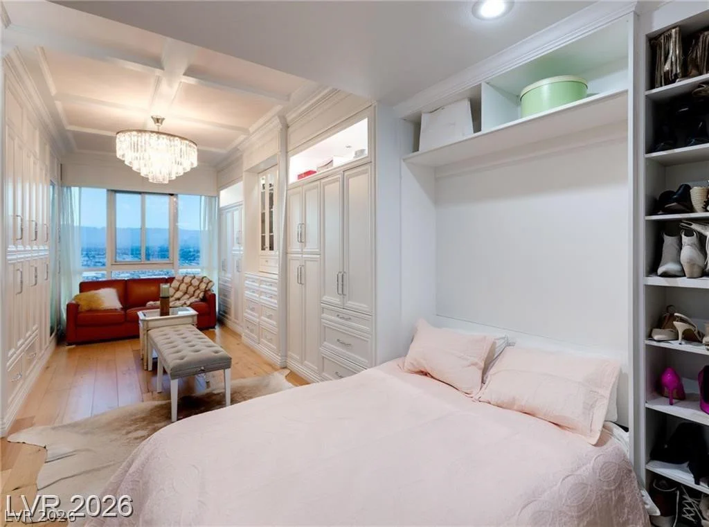 4575 Dean Martin, Las Vegas, NV 89103