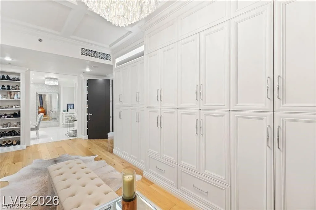 4575 Dean Martin, Las Vegas, NV 89103