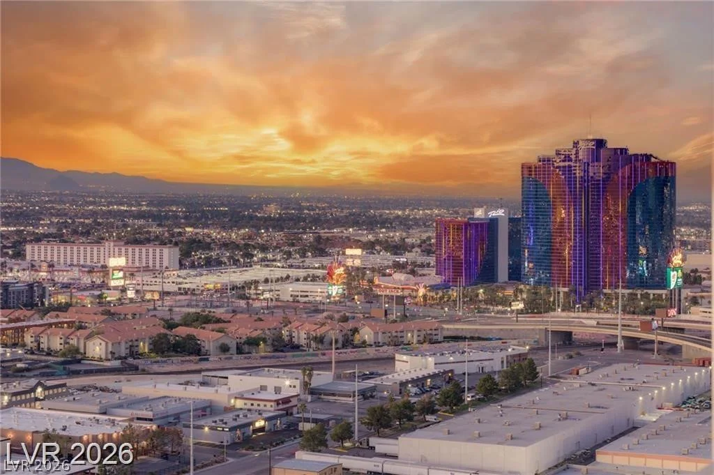 4575 Dean Martin, Las Vegas, NV 89103