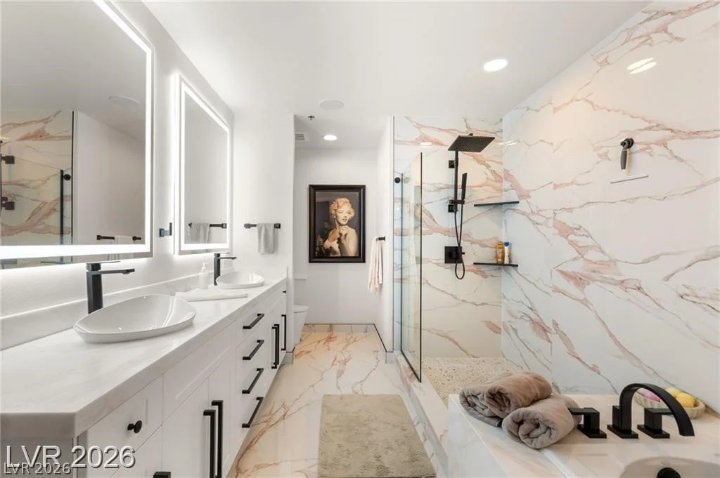 4575 Dean Martin, Las Vegas, NV 89103