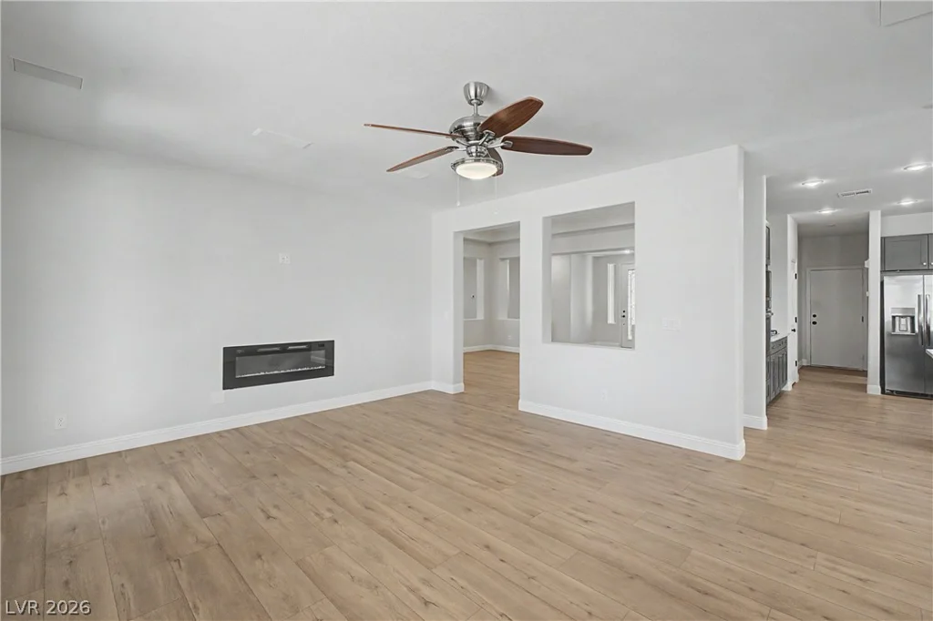 10134 Clark Wooldridge, Las Vegas, NV 89129