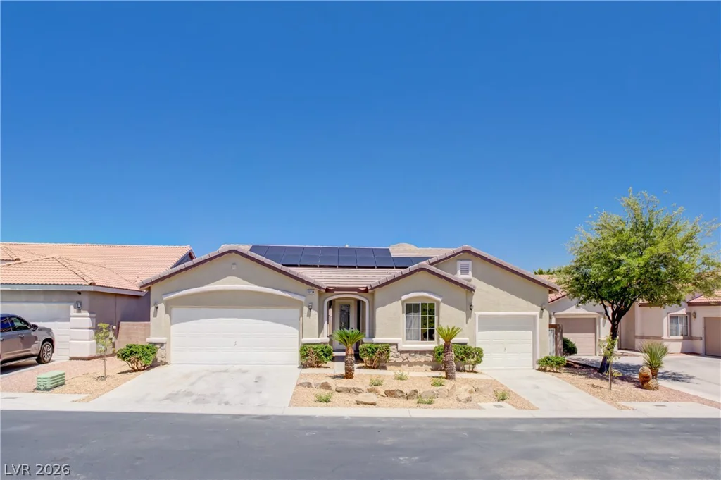 10134 Clark Wooldridge, Las Vegas, NV 89129