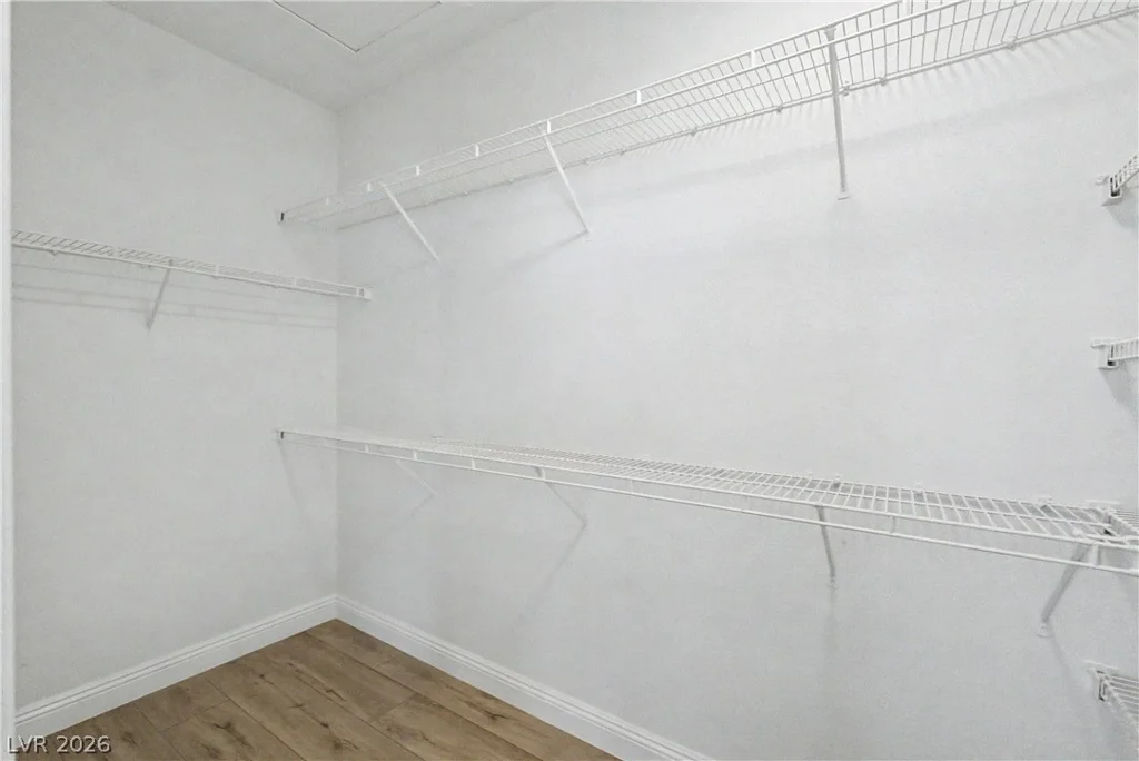 10134 Clark Wooldridge, Las Vegas, NV 89129