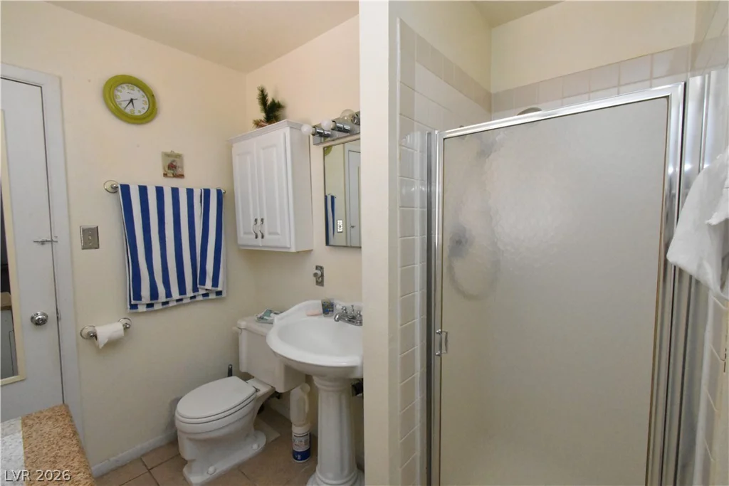 417 Duke, North Las Vegas, NV 89030