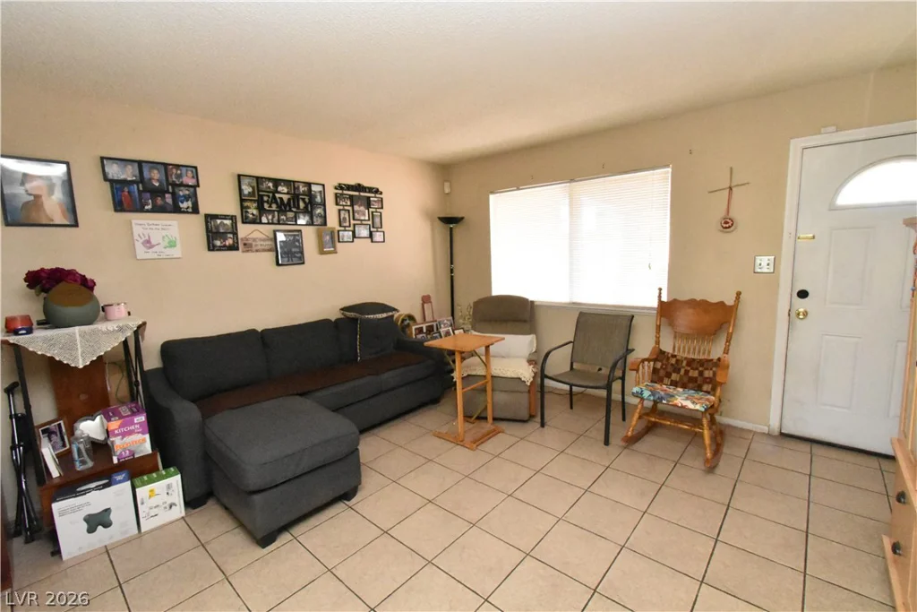 417 Duke, North Las Vegas, NV 89030