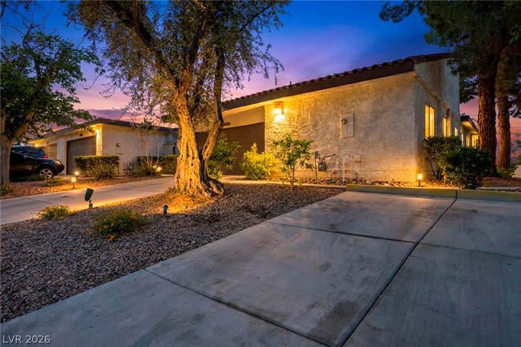 3042 Mirado, Las Vegas, NV 89121