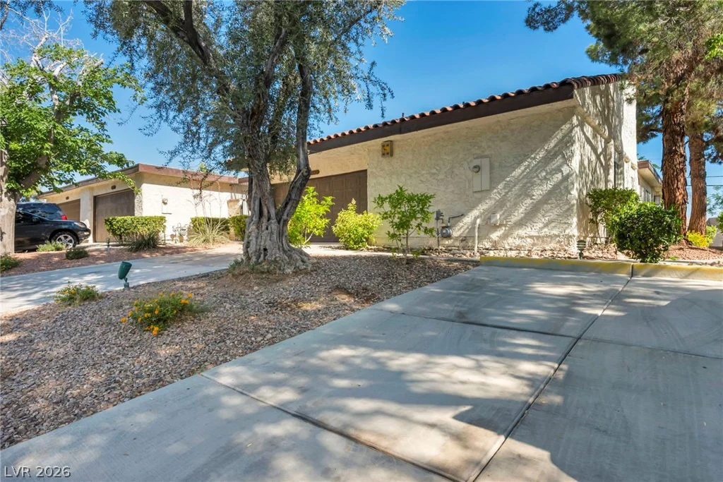 3042 Mirado, Las Vegas, NV 89121