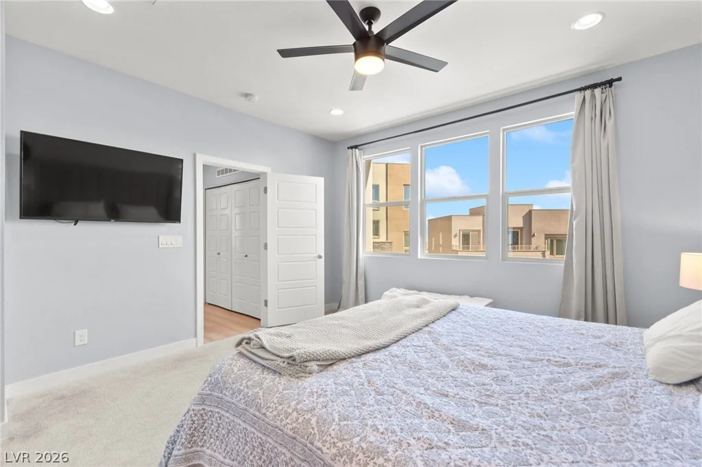 667 Angel Aura, Las Vegas, NV 89138