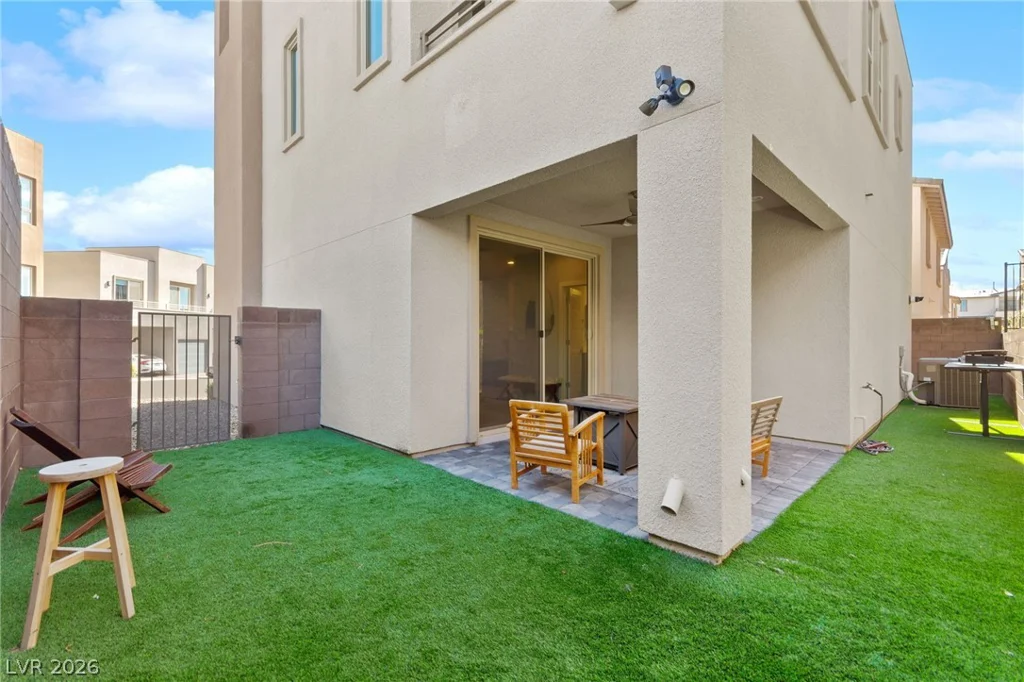 667 Angel Aura, Las Vegas, NV 89138