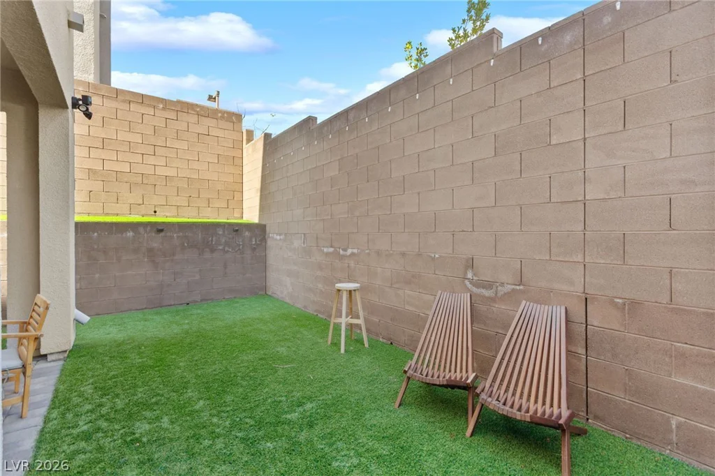 667 Angel Aura, Las Vegas, NV 89138