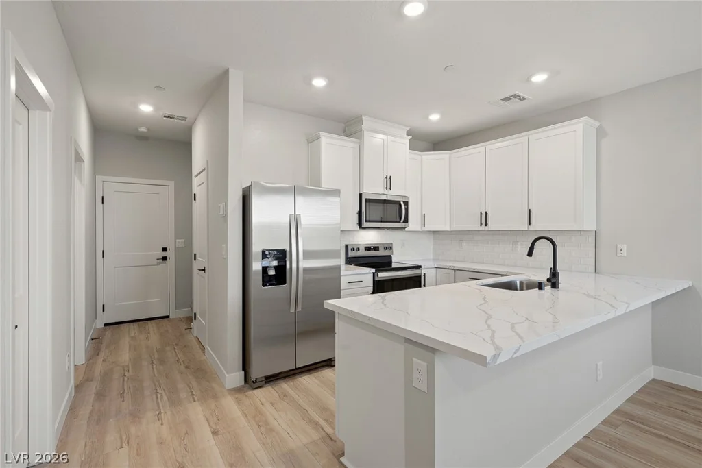 8332 Weidler, Las Vegas, NV 89166