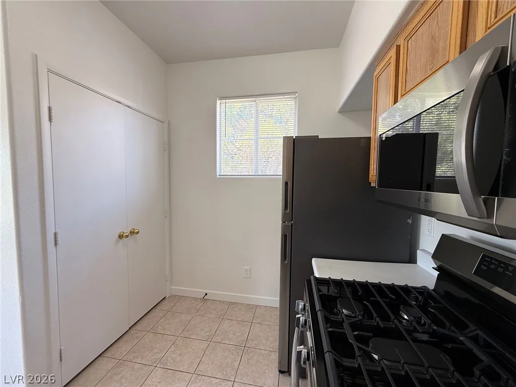 9050 Warm Springs, Las Vegas, NV 89148