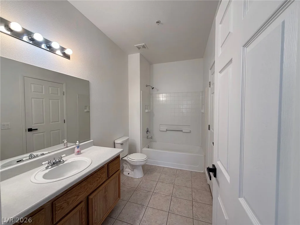9050 Warm Springs, Las Vegas, NV 89148