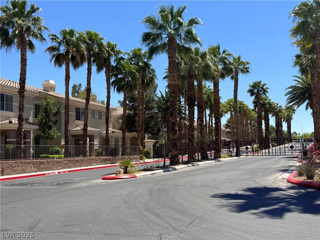 9050 Warm Springs, Las Vegas, NV 89148