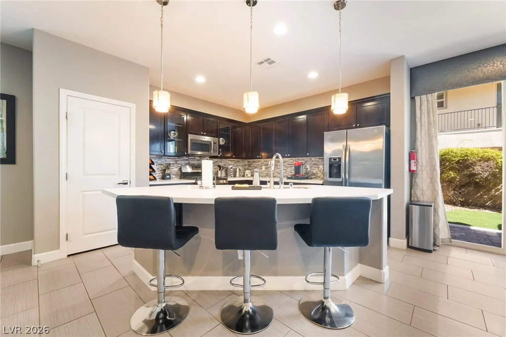 4946 Mesa Verde, Las Vegas, NV 89139