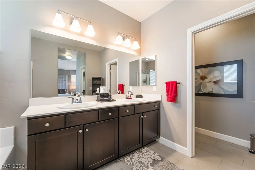 4946 Mesa Verde, Las Vegas, NV 89139