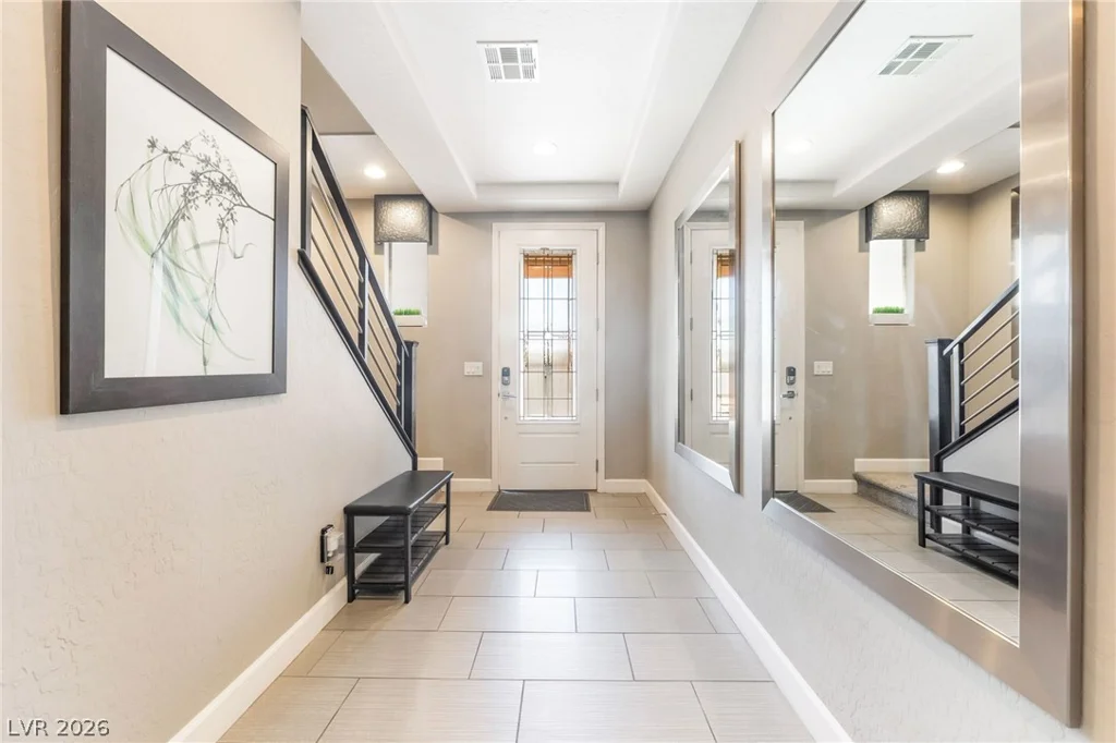 4946 Mesa Verde, Las Vegas, NV 89139