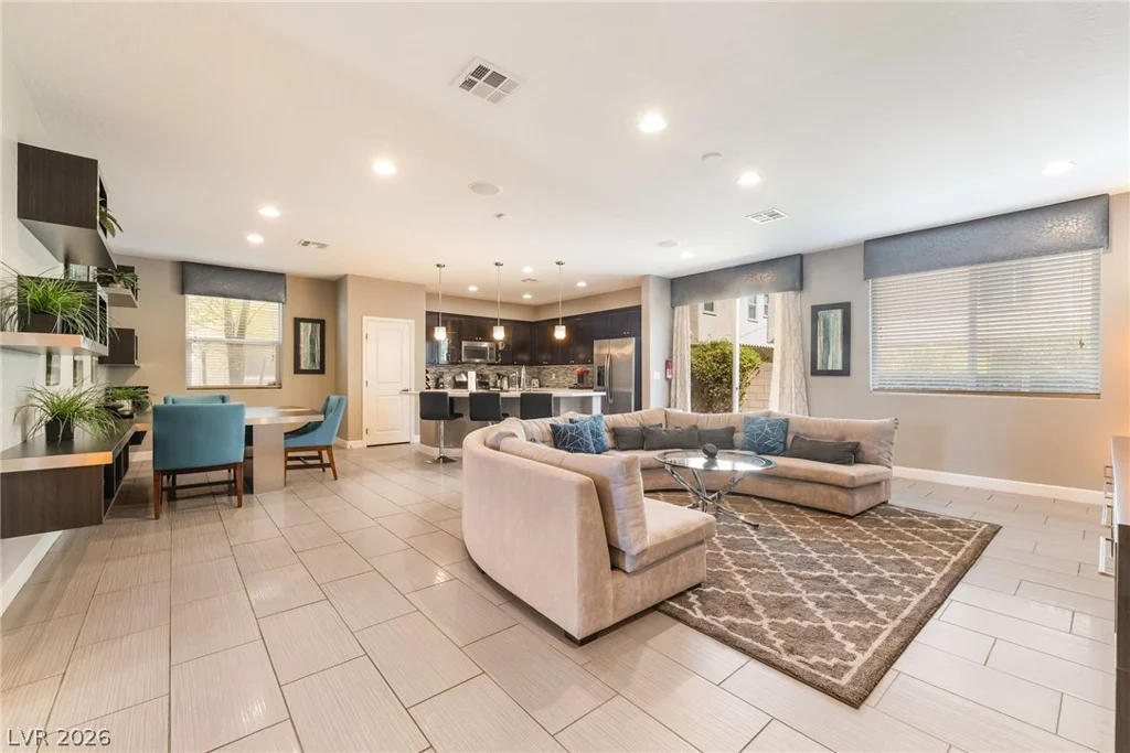 4946 Mesa Verde, Las Vegas, NV 89139