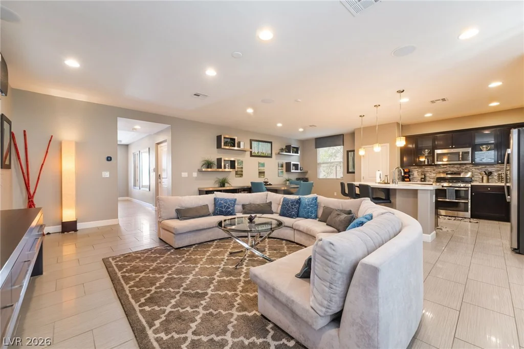 4946 Mesa Verde, Las Vegas, NV 89139