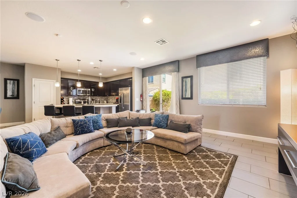 4946 Mesa Verde, Las Vegas, NV 89139