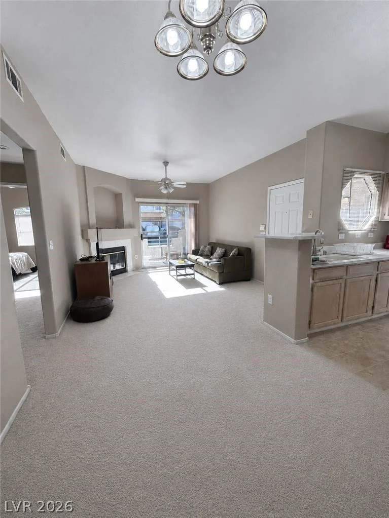 5415 Harmon, Las Vegas, NV 89103