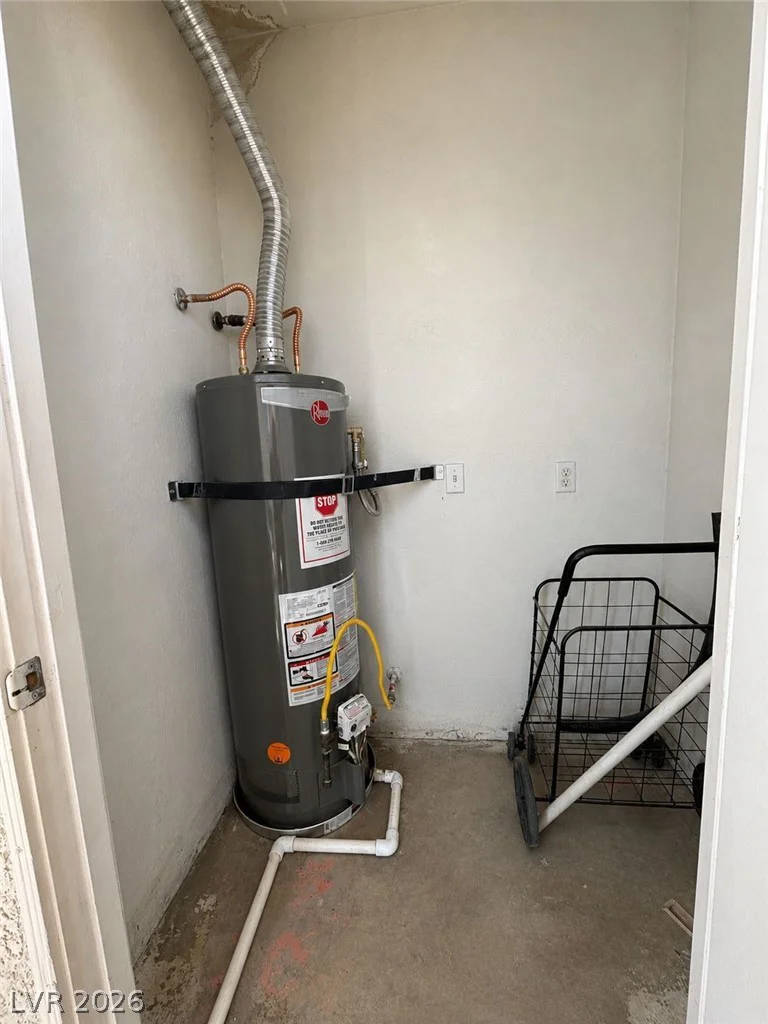 5415 Harmon, Las Vegas, NV 89103
