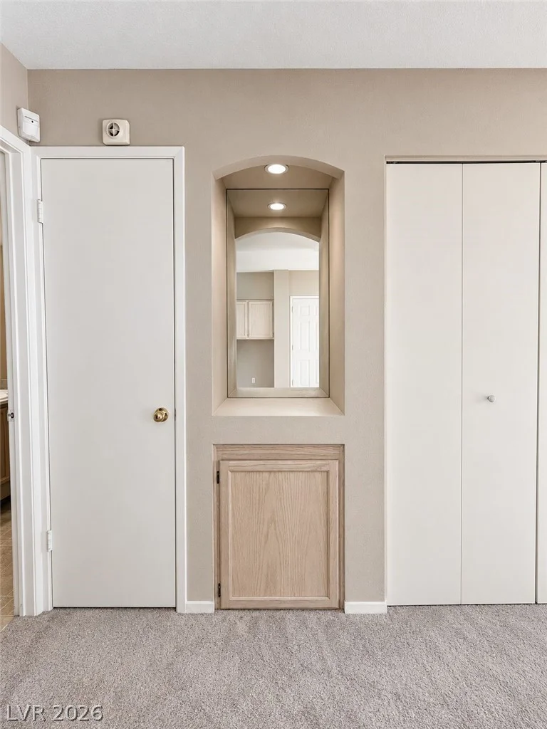 5415 Harmon, Las Vegas, NV 89103