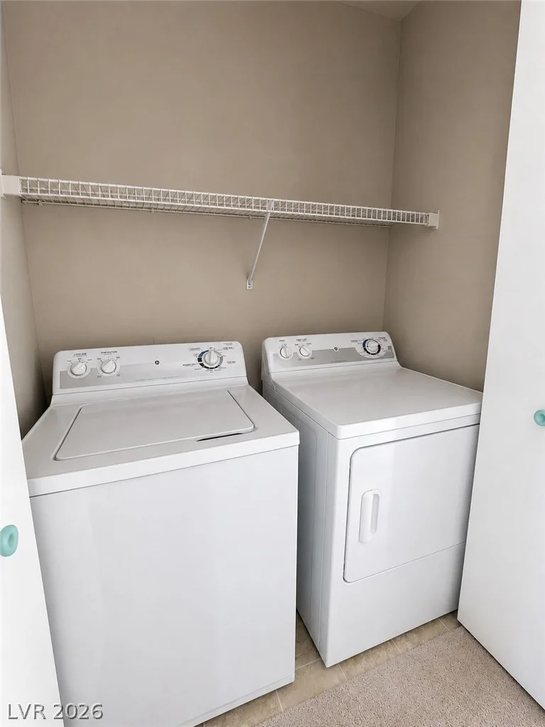 5415 Harmon, Las Vegas, NV 89103