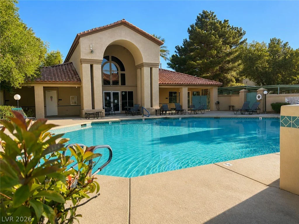 5415 Harmon, Las Vegas, NV 89103