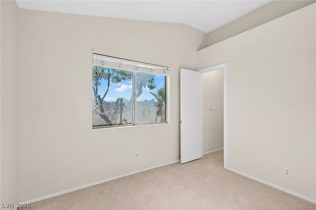 2708 Ironside, Las Vegas, NV 89108