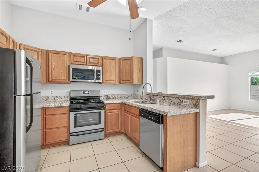 2708 Ironside, Las Vegas, NV 89108