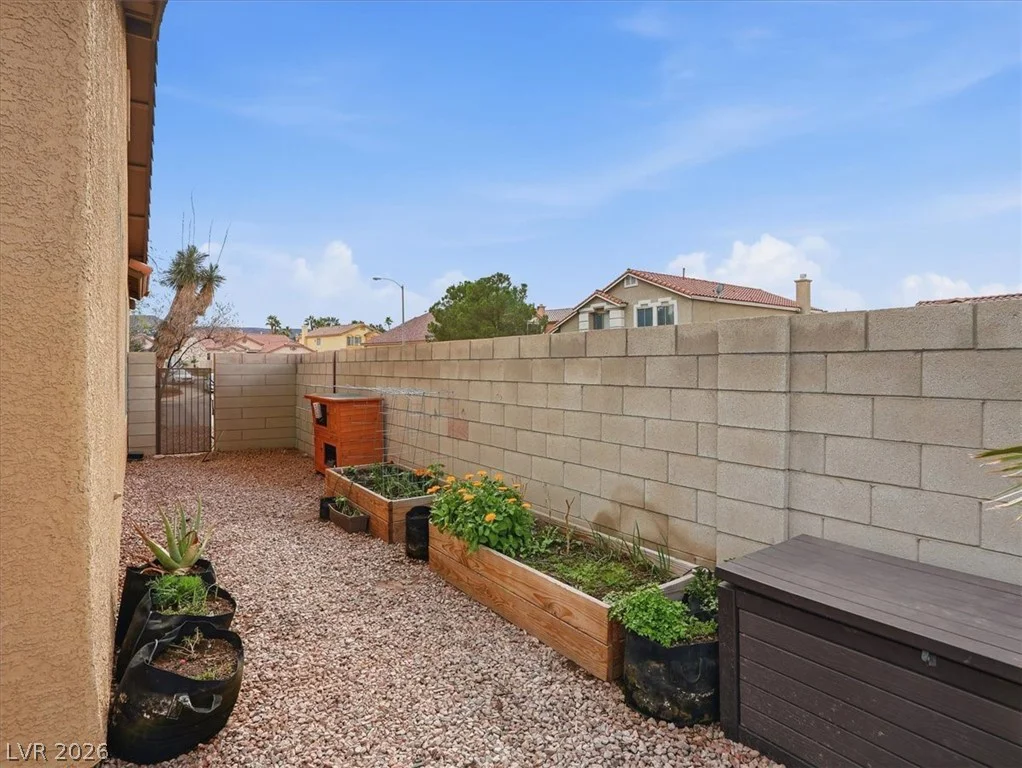 1562 Harwood, Henderson, NV 89012