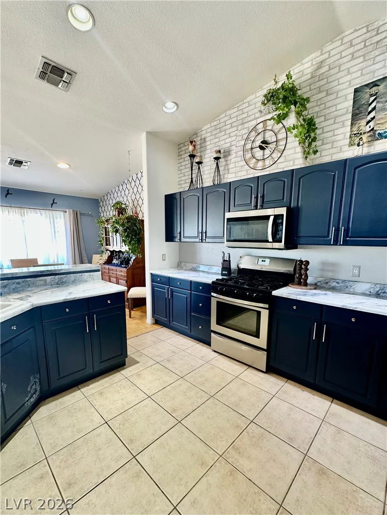 1861 Deerskin, Pahrump, NV 89048