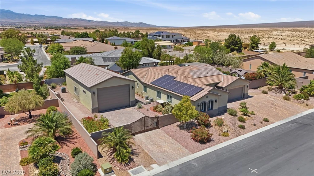 8713 Long Winter, Las Vegas, NV 89131