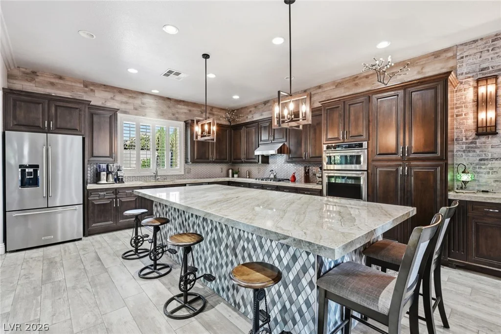 8713 Long Winter, Las Vegas, NV 89131