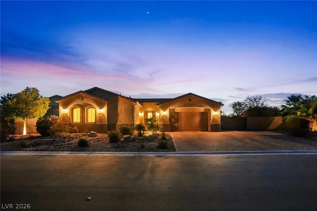 8713 Long Winter, Las Vegas, NV 89131