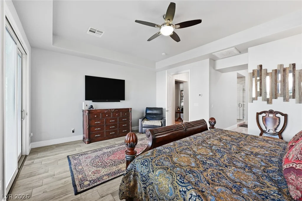 8713 Long Winter, Las Vegas, NV 89131