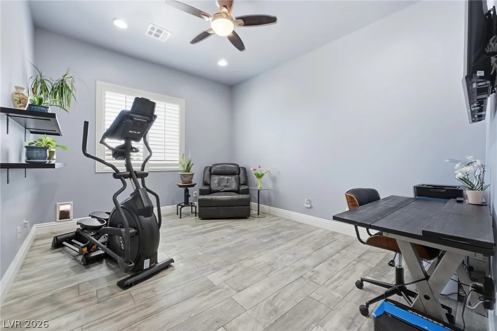 8713 Long Winter, Las Vegas, NV 89131