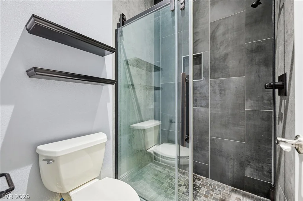 8713 Long Winter, Las Vegas, NV 89131
