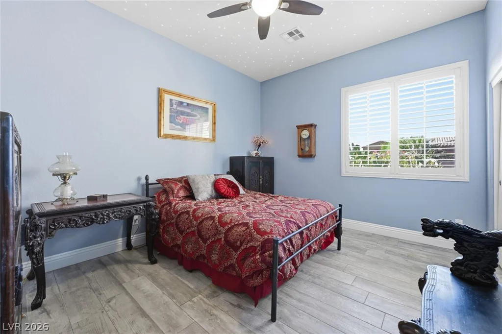 8713 Long Winter, Las Vegas, NV 89131