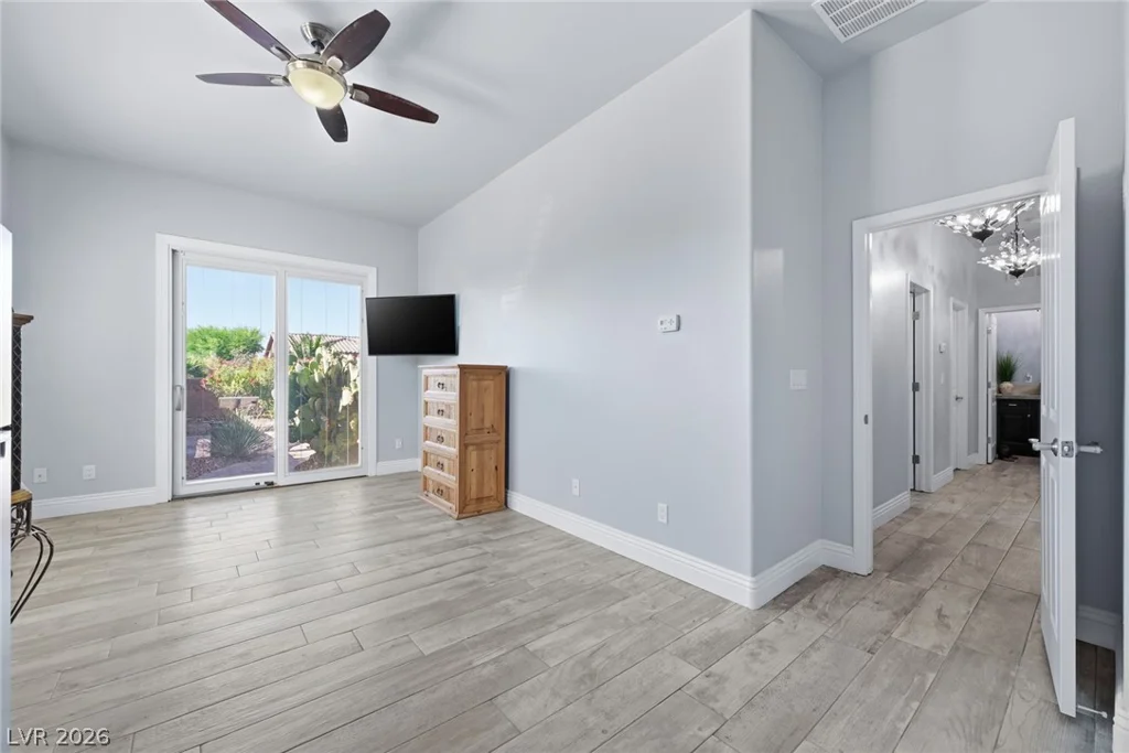 8713 Long Winter, Las Vegas, NV 89131