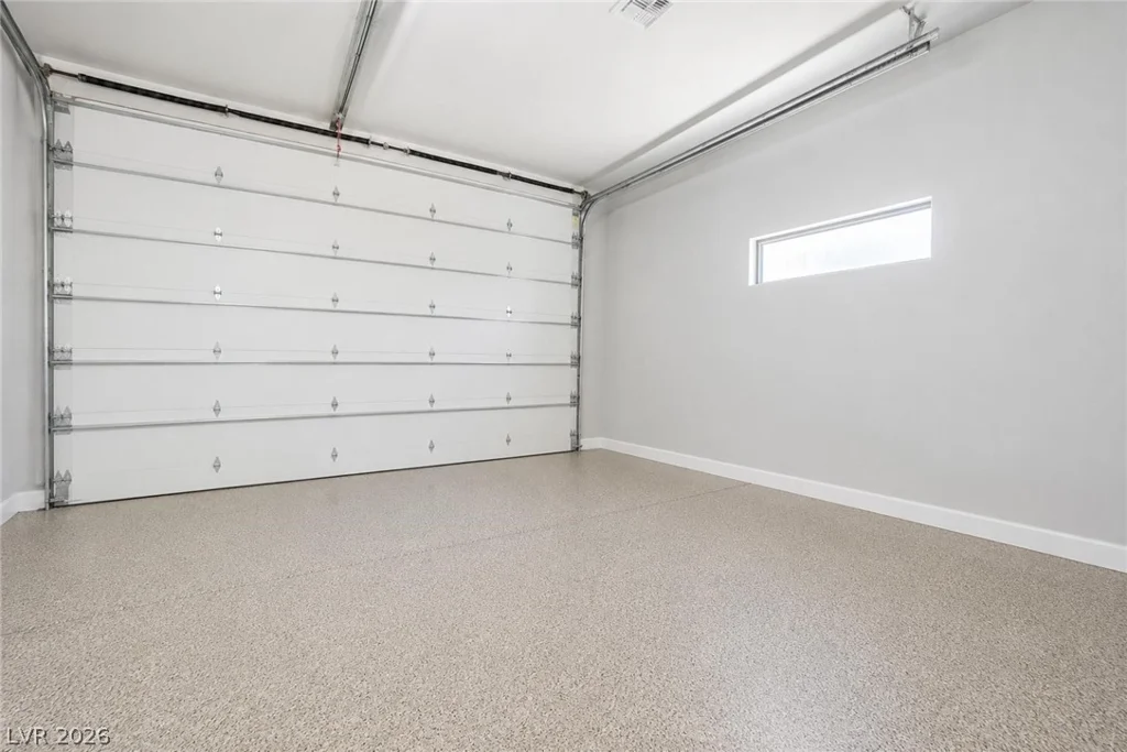 8713 Long Winter, Las Vegas, NV 89131