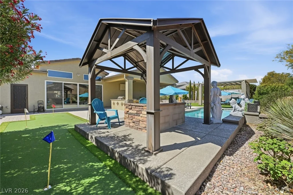8713 Long Winter, Las Vegas, NV 89131