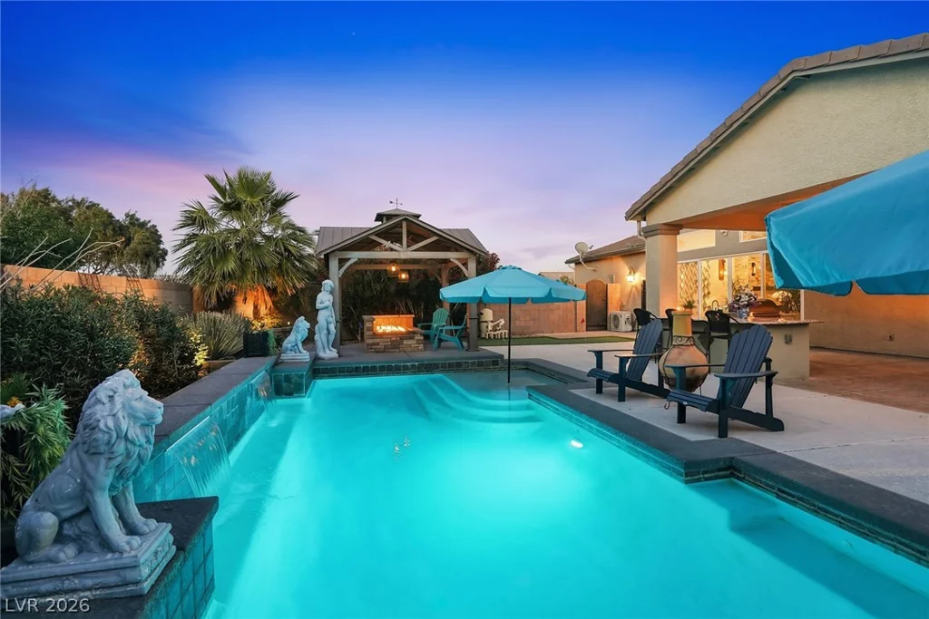 8713 Long Winter, Las Vegas, NV 89131