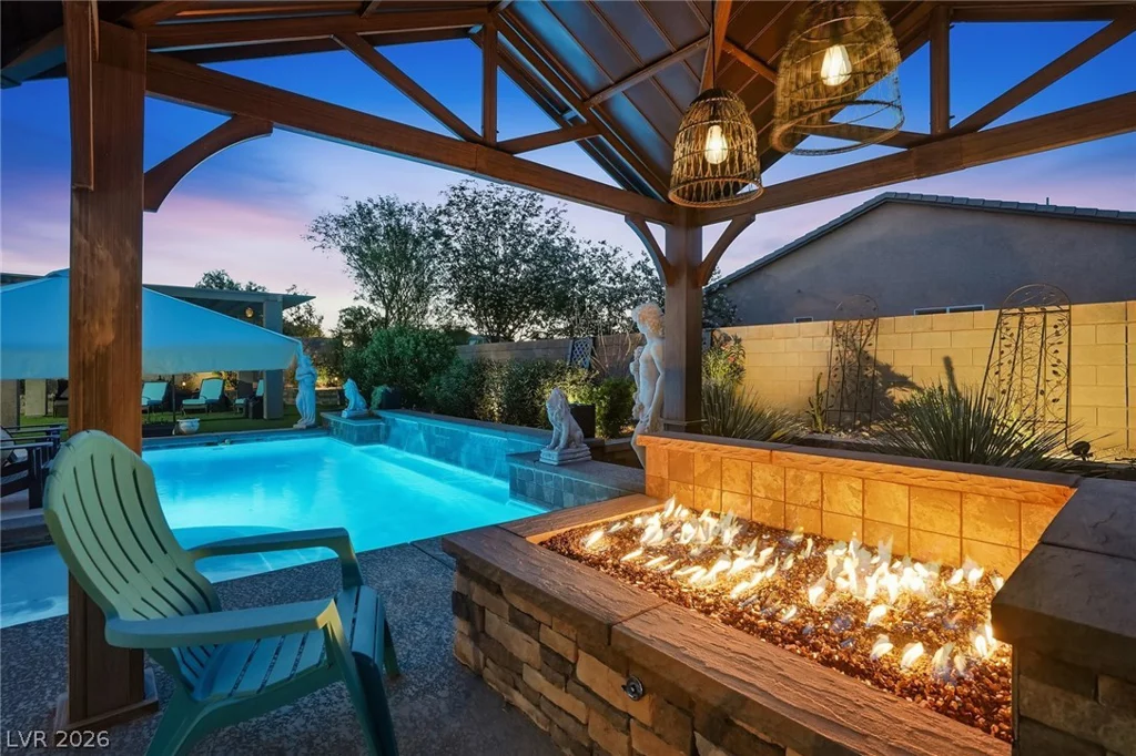 8713 Long Winter, Las Vegas, NV 89131