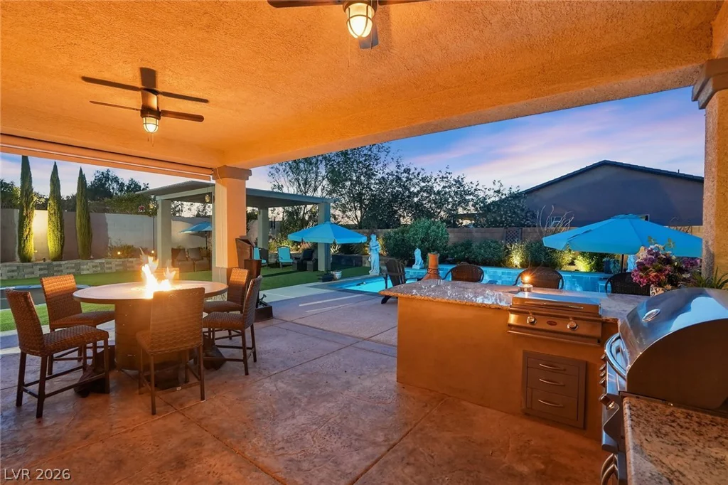 8713 Long Winter, Las Vegas, NV 89131