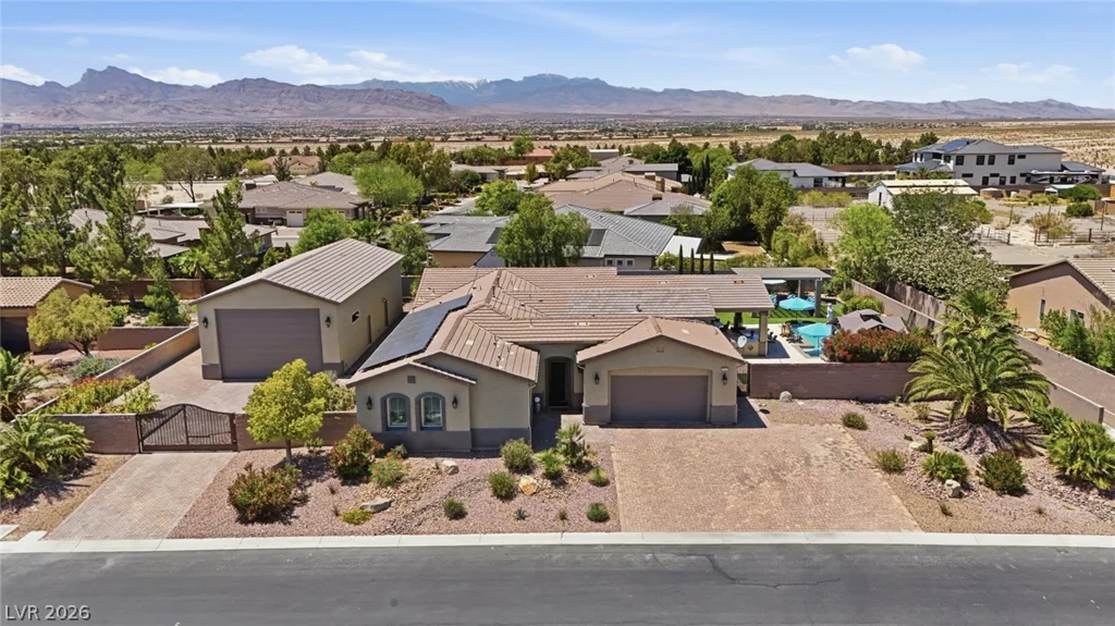 8713 Long Winter, Las Vegas, NV 89131