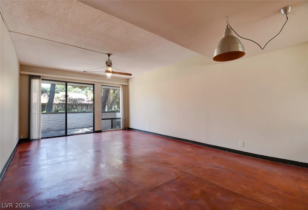 3460 Pino, Las Vegas, NV 89121