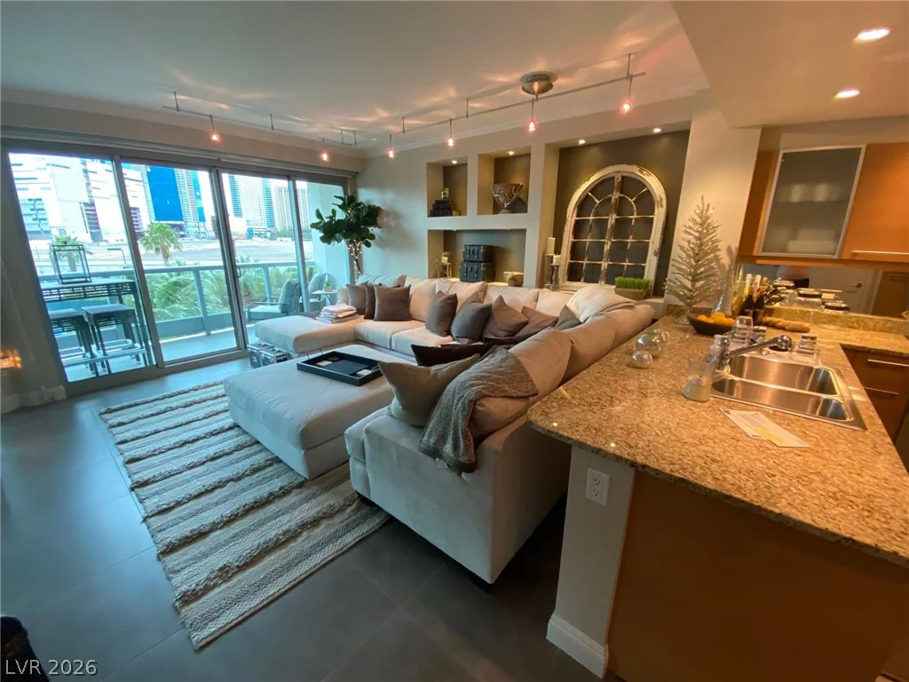 222 Karen, Las Vegas, NV 89109