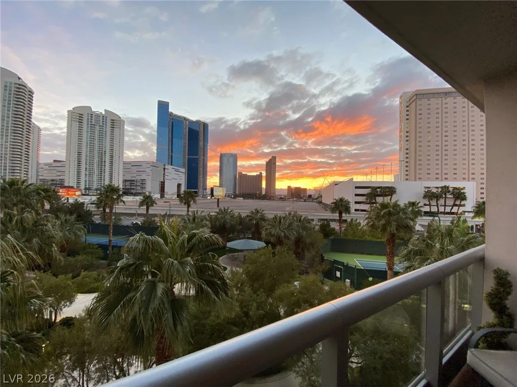 222 Karen, Las Vegas, NV 89109